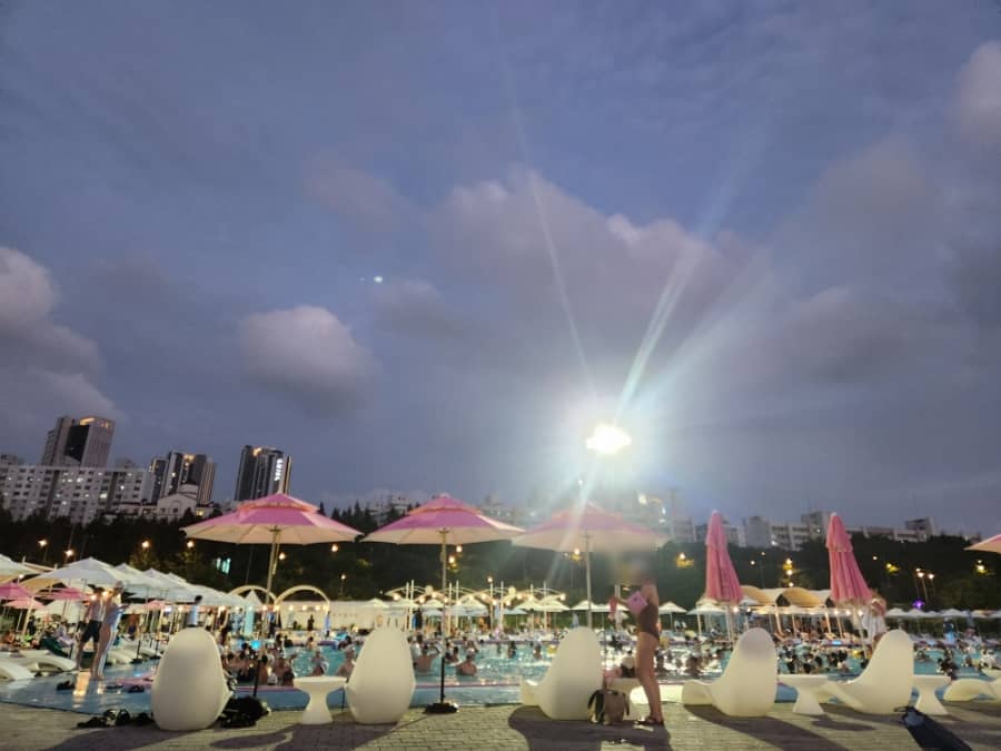 잠원 한강수영장 야간