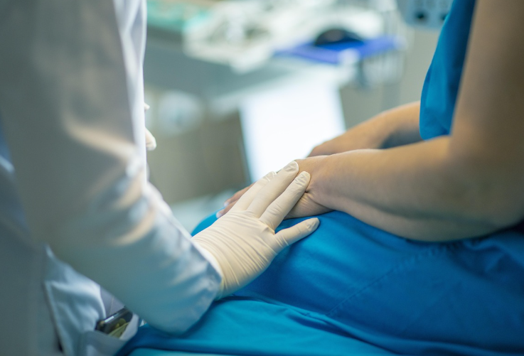 시니어 돌봄 기술 관리자는 실제로 어떤 일을 할까요