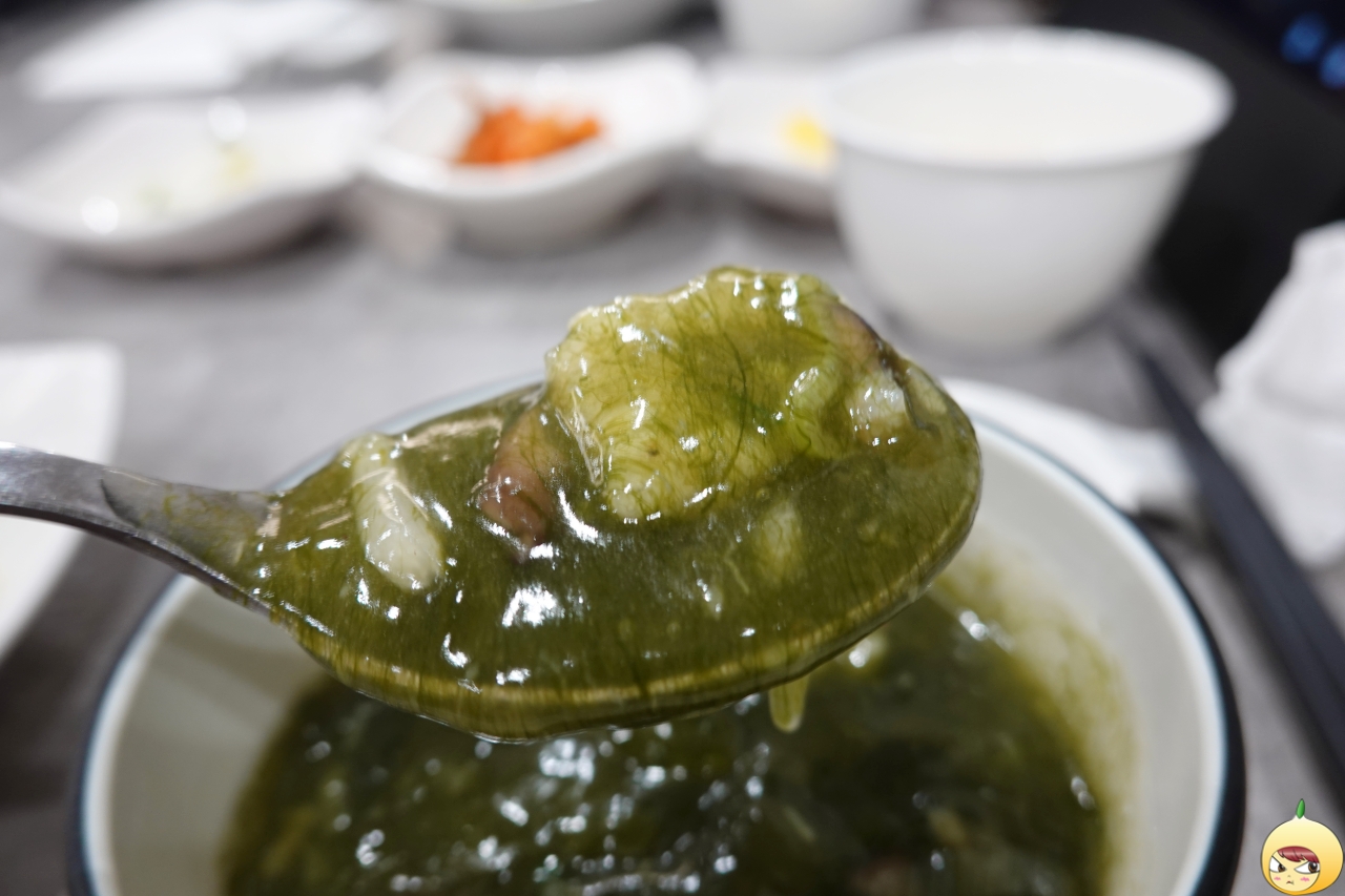 게상 매생이 누룽지 스프 근접샷