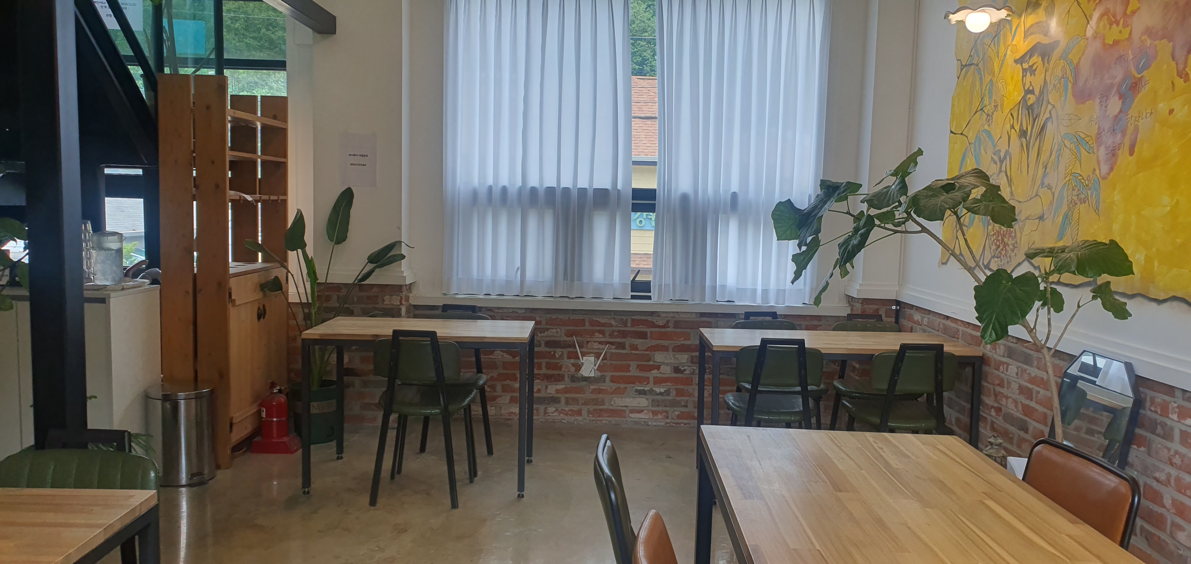 니어브릿지_태백 구문소관광지 인근 베이글,커피 맛집