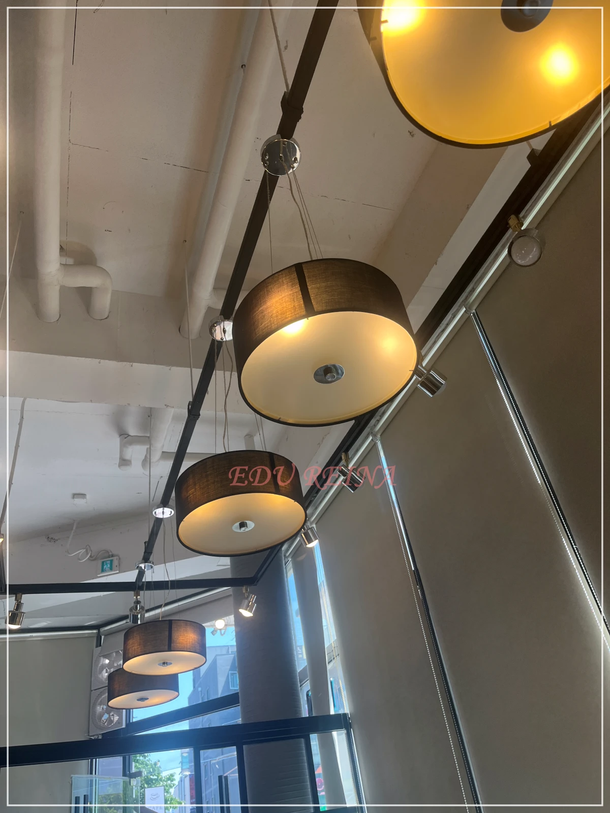 샤브샤브소반-천장-조명