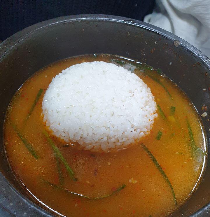 국물에-밥-말아먹기
