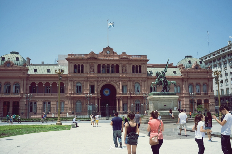 Plaza de Mayo and Casa Rosada 05