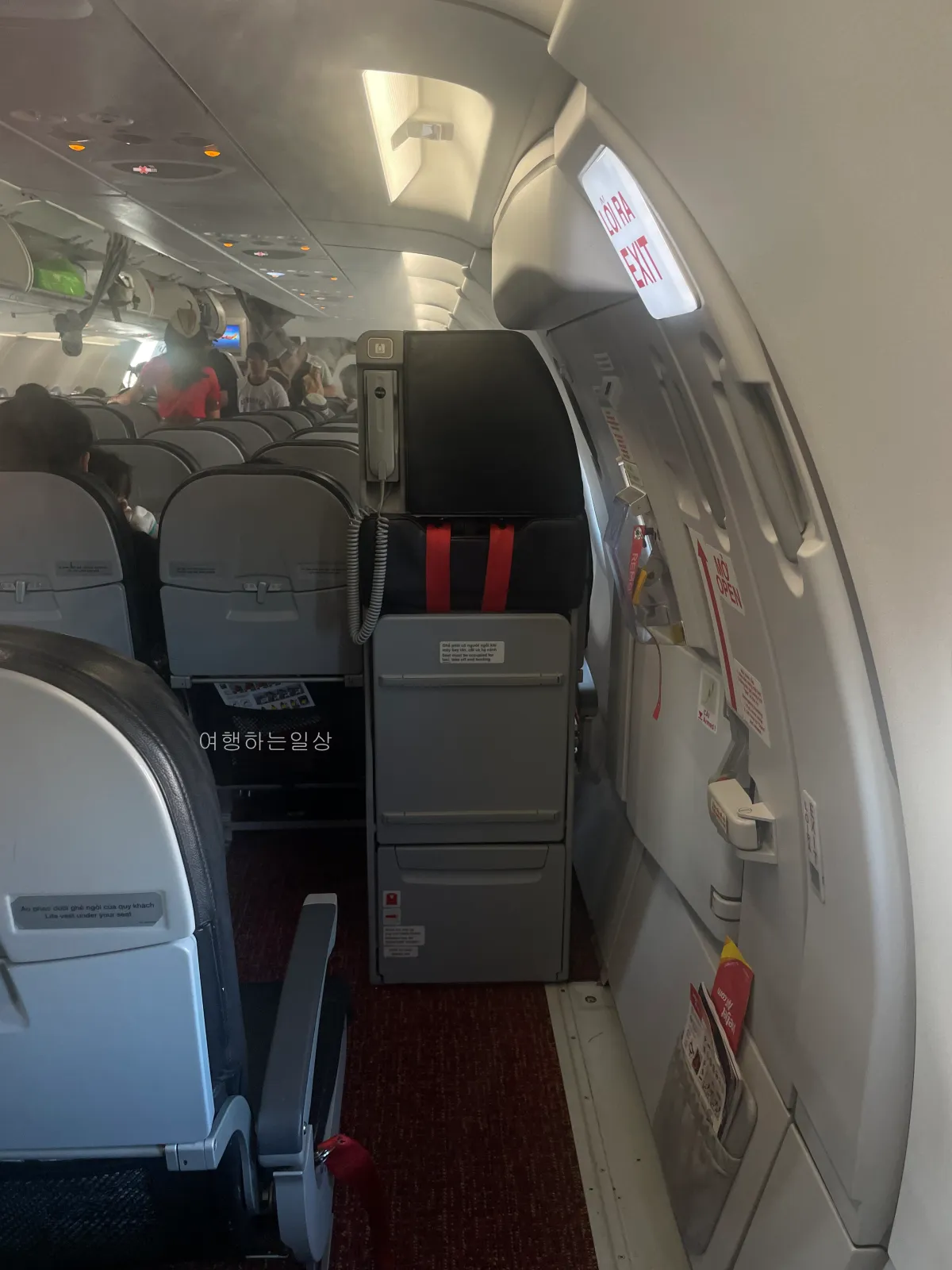 나트랑-인천공항-제1터미널-비엣젯-왕복이용-VJ838-일반석-후기-및-좌석공간
