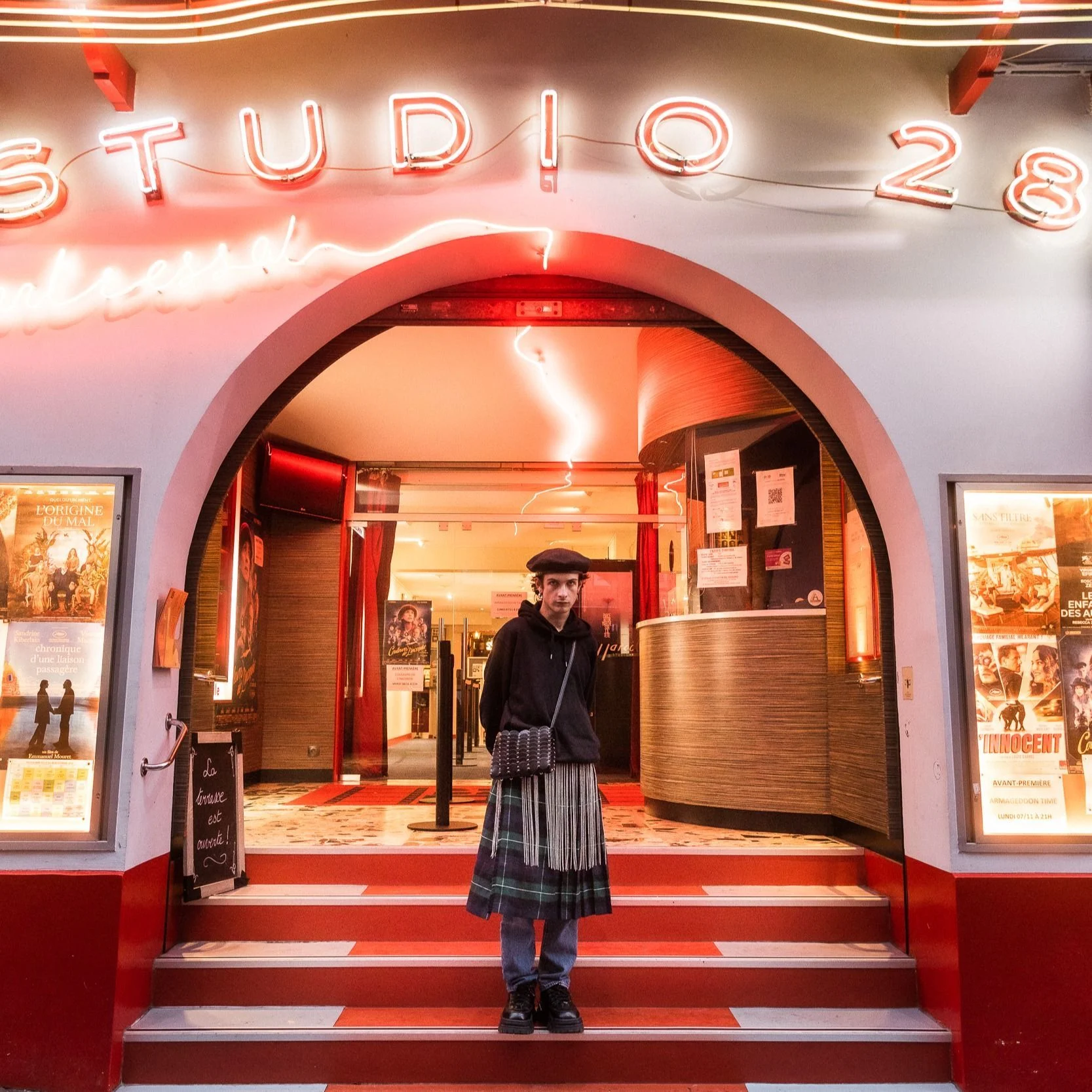 프랑스 비밀기지 영화관, 파리 '스튜디오 28 (Studio 28)' 이미지 (출처 프랑스 관광청 공식사이트)