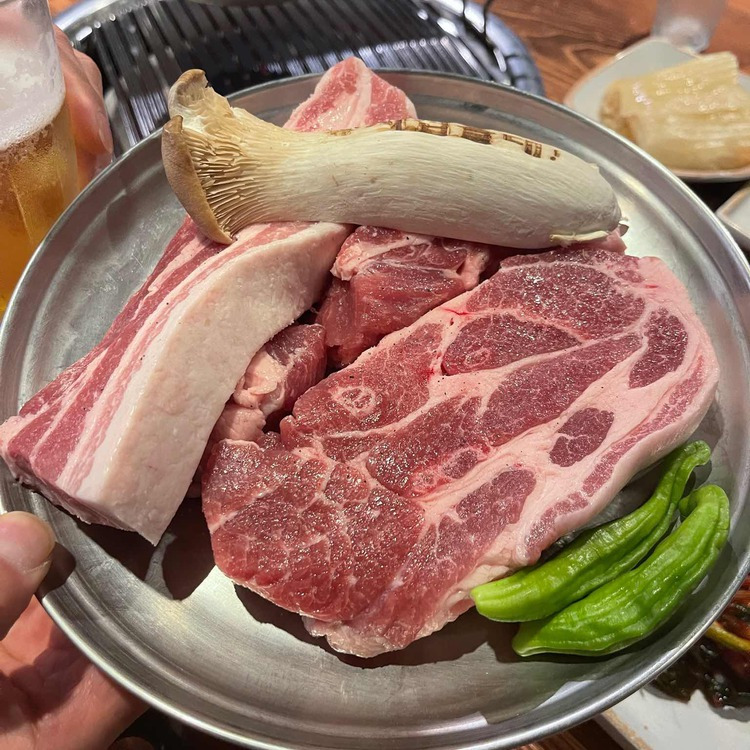 시집 그릴하우스