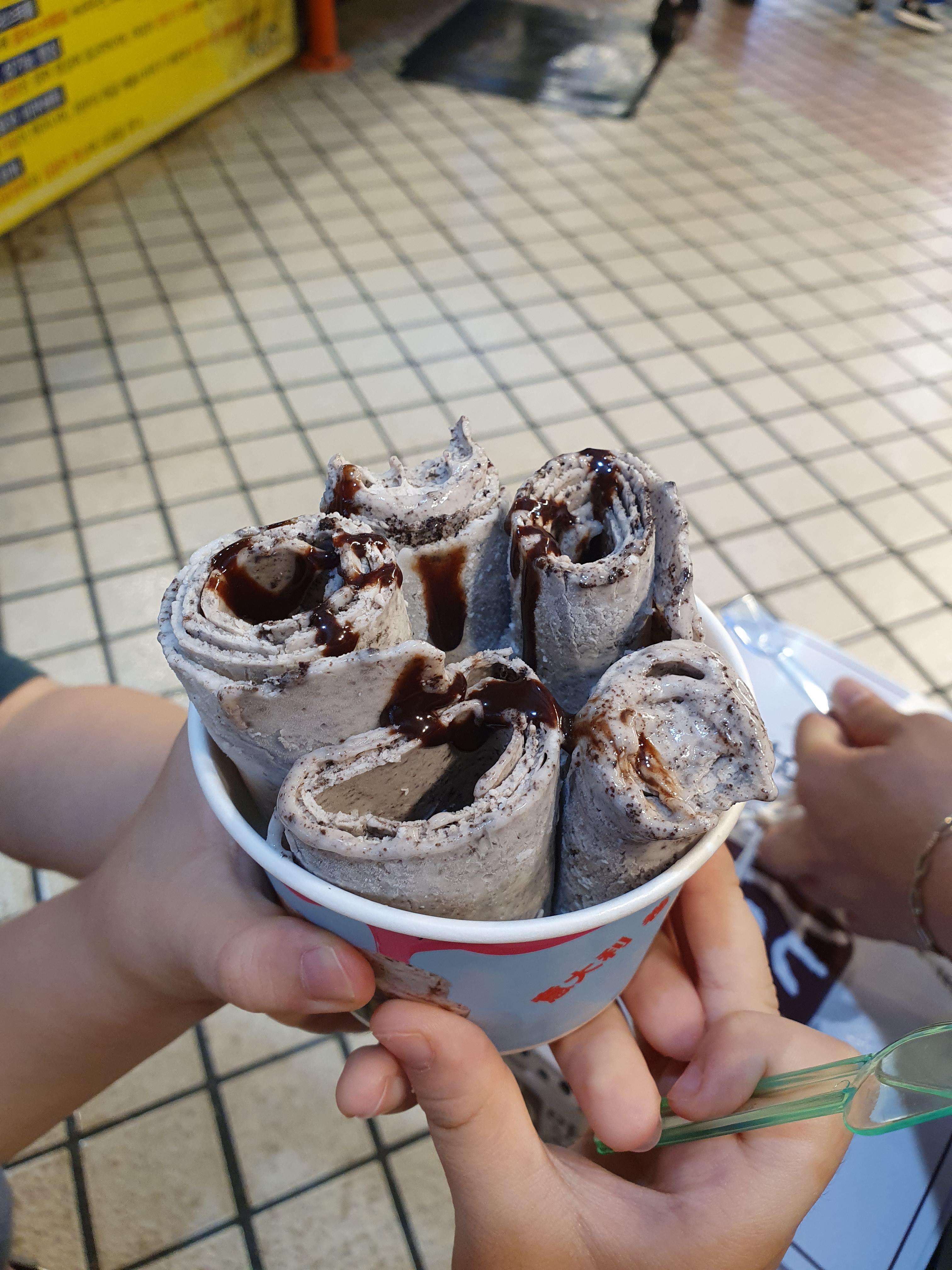 속초 시장 철판아이스크림 오레오 아이스크림 맛있는 철판 아이스크림 가게임!!