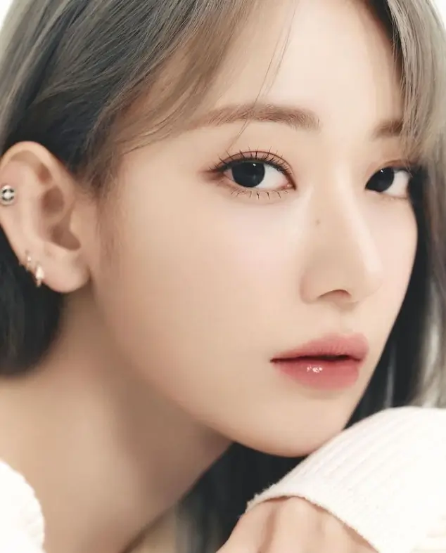 르세라핌 LE SSERAFIM 멤버프로필 본명 국적 나이 키 혈액형 MBTI 쏘스뮤직 하이브