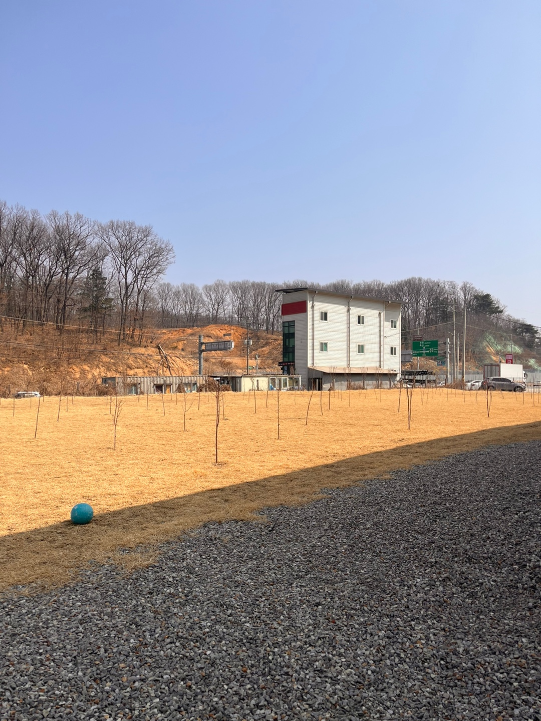 용인 대형 야외정원 베이커리 카페 '언톨드'