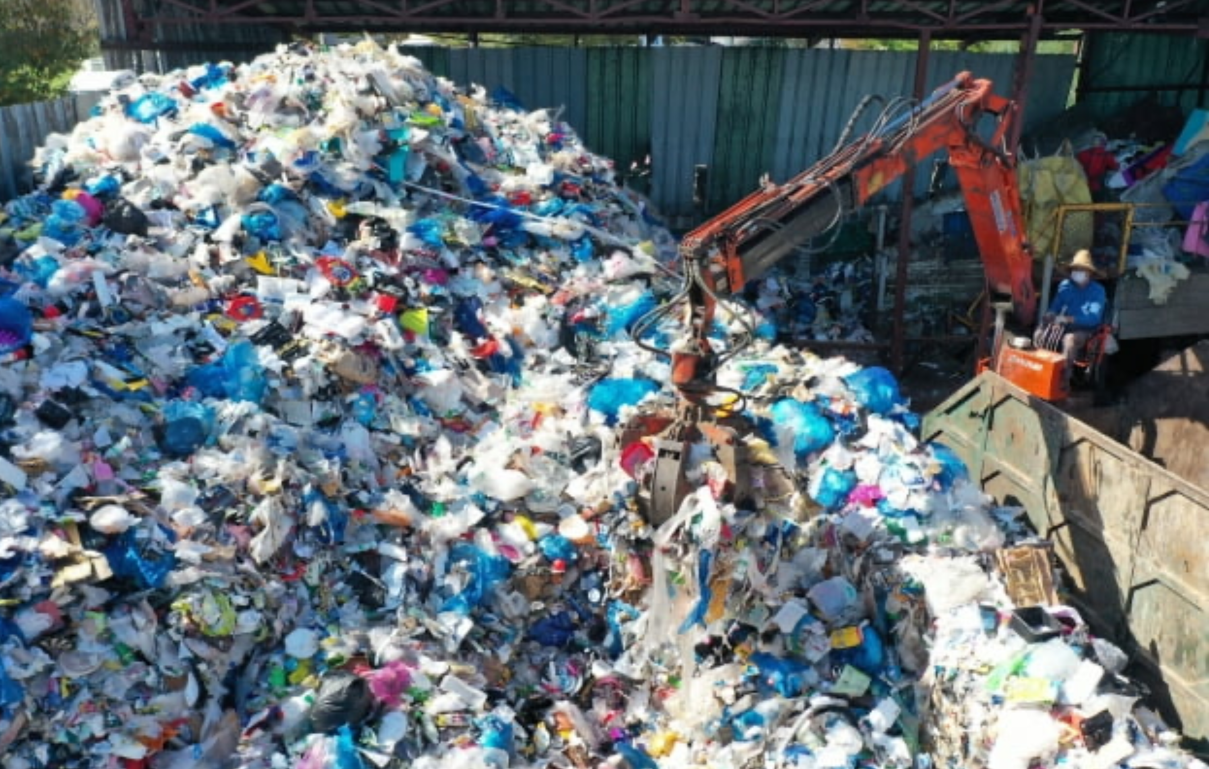 폐기물처리시설에서 처리되는 폐기물