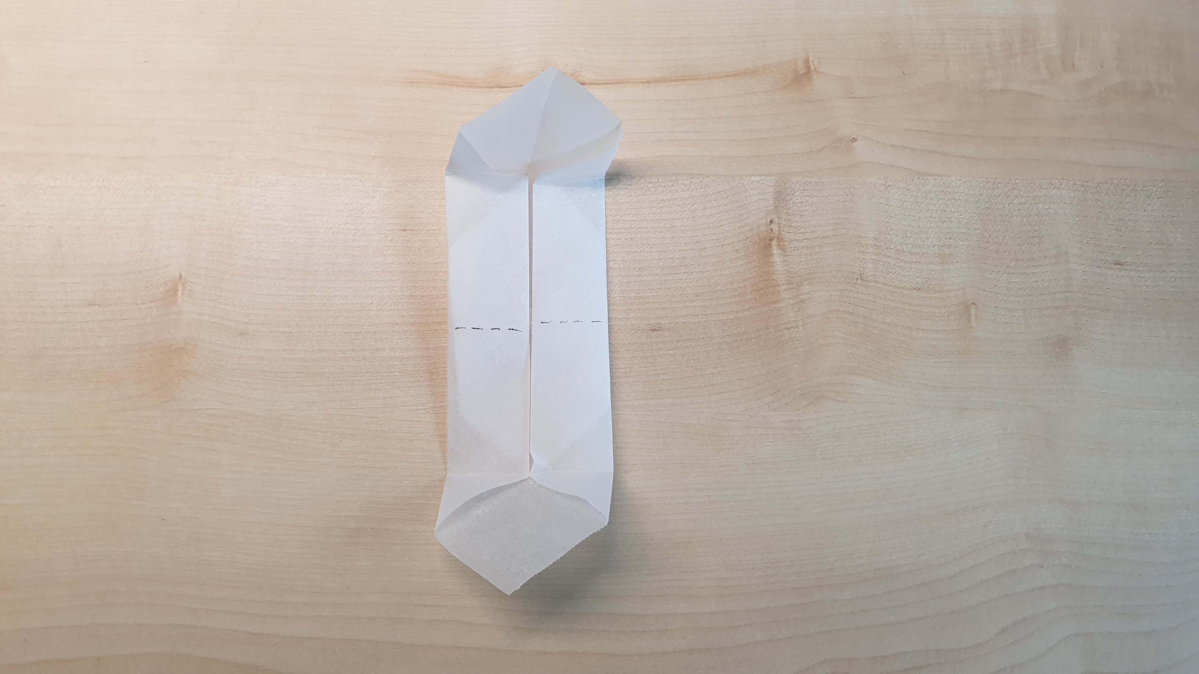 위-아래-종이-접기