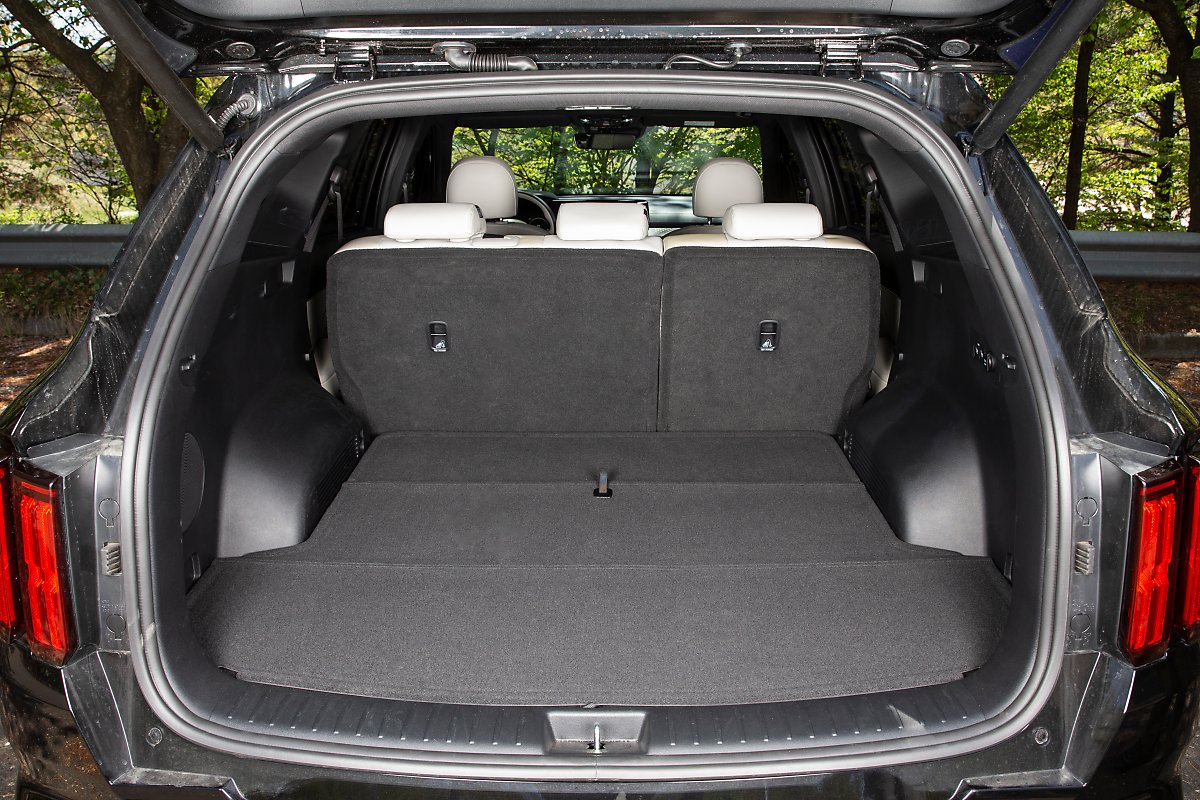 트리플 엔터테이너...기아 쏘렌토 하이브리드