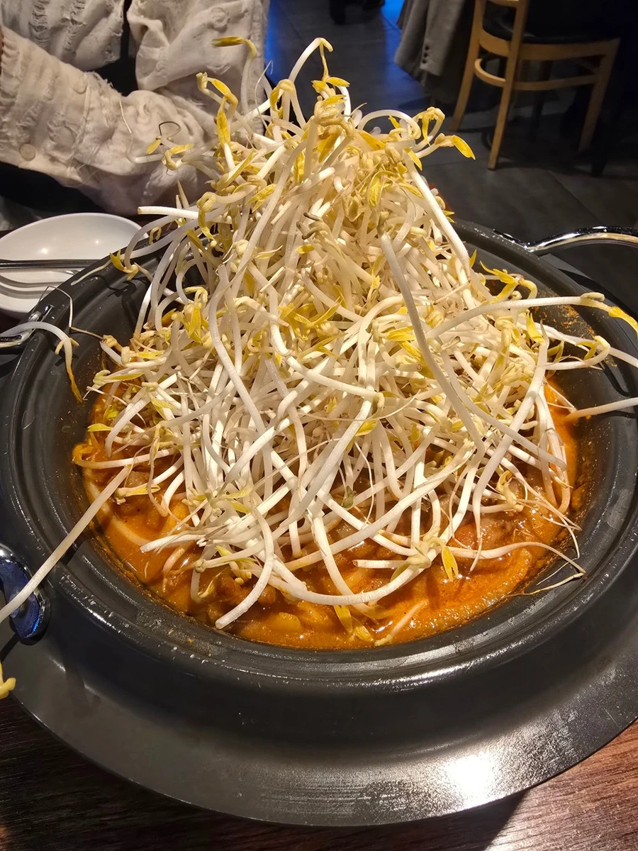 홍미닭발 신사본점