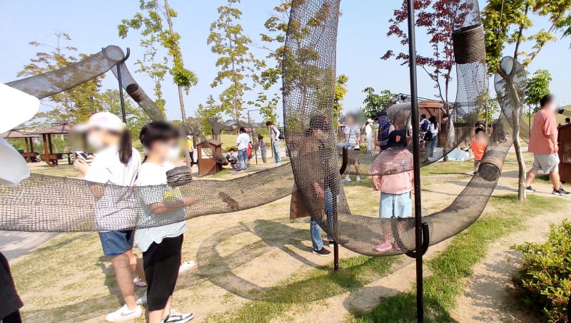 다람지가 왔다갔다하는 다람쥐굴