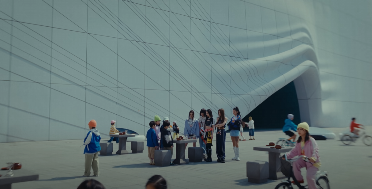 어린이와의 알까기 대결 장면