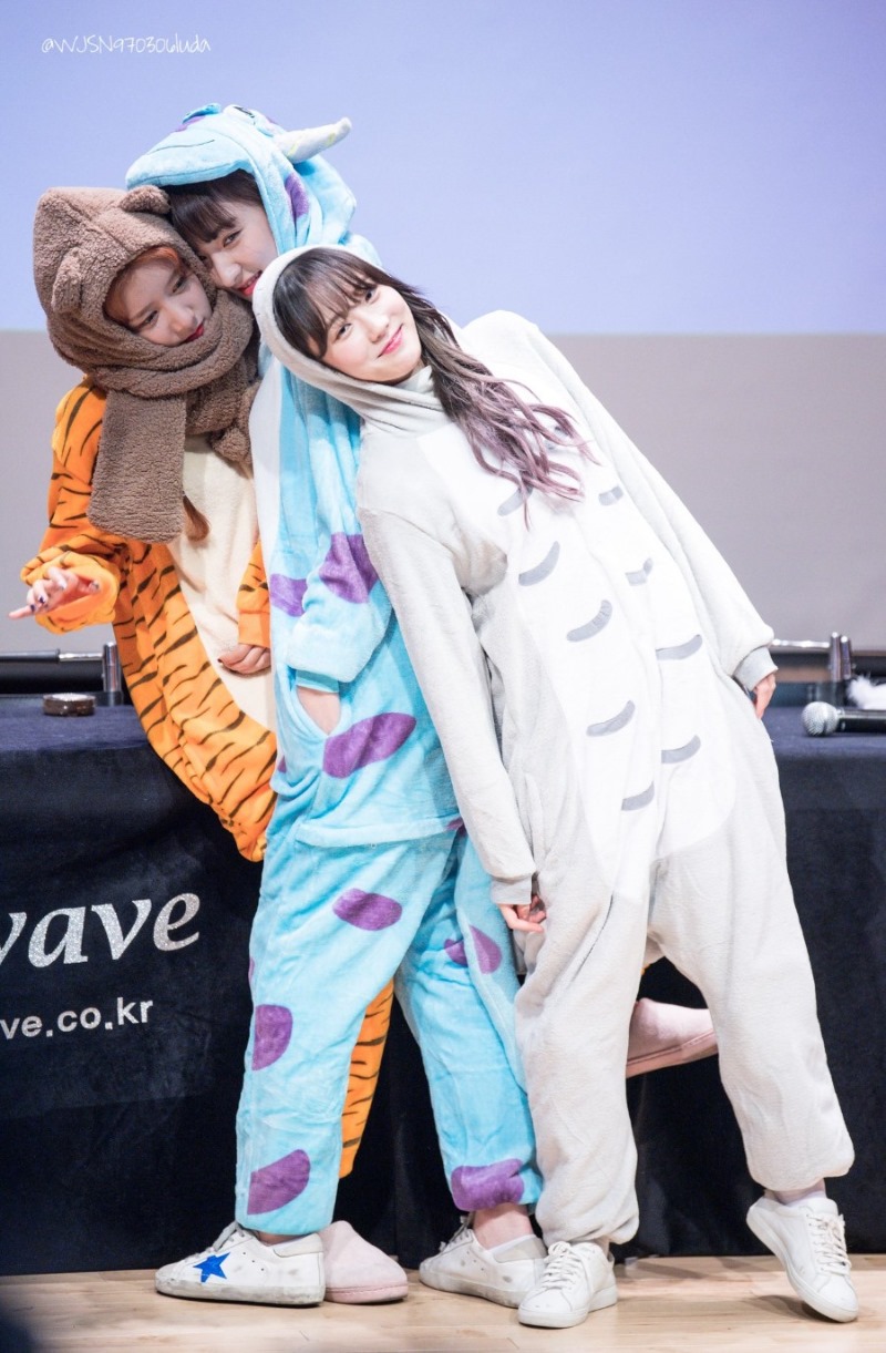 우주소녀 루다 사진 우주소녀 루다 사진