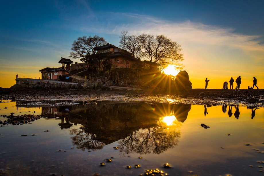 충남 투어패스 관광지 카페 체험 혜택 무료 - 서산 간월암 (출처: 충남 방문의 해 홈페이지)