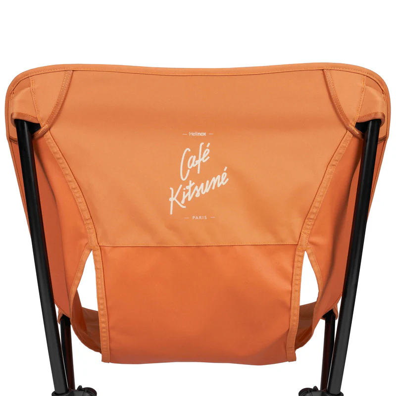 메종 키츠네 X 헬리녹스 협업 콜라보 체어원