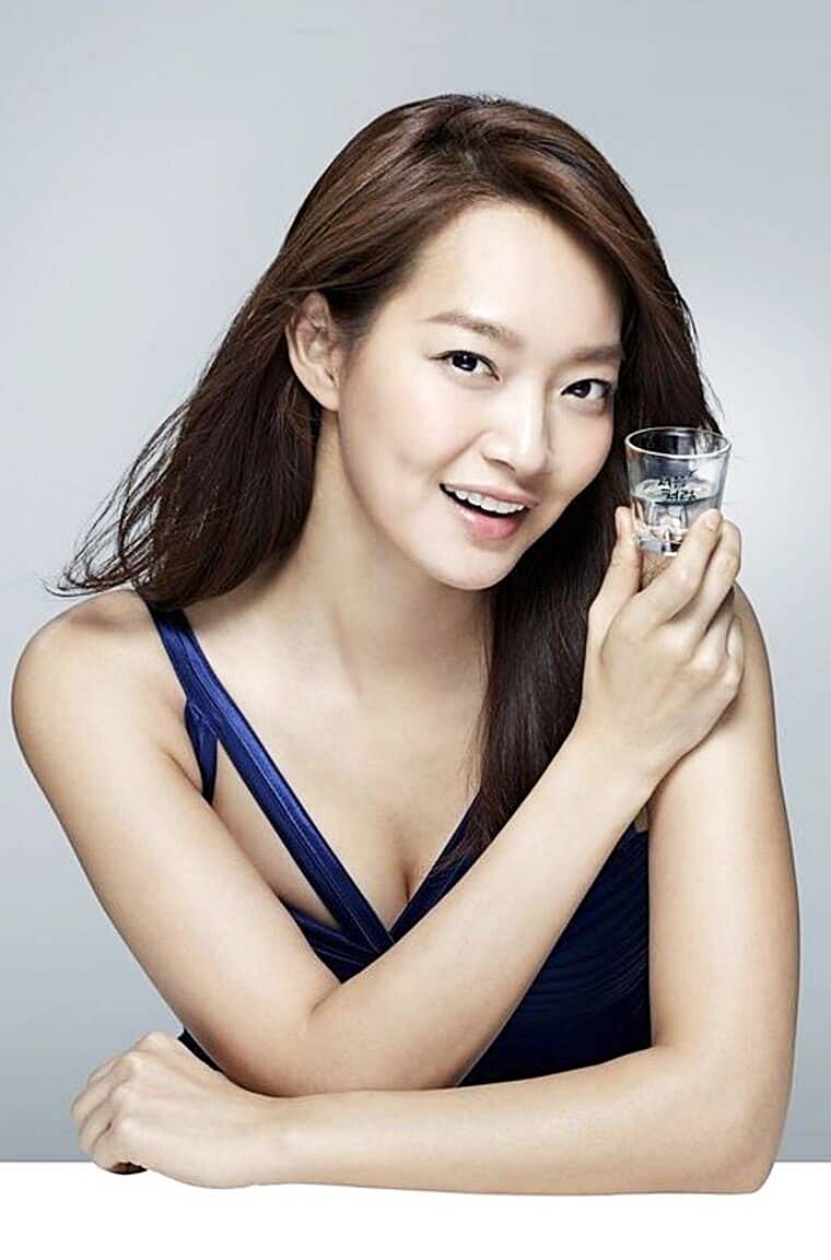배우-신민아