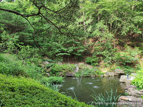 영인산자연휴양림 내 작은 분수