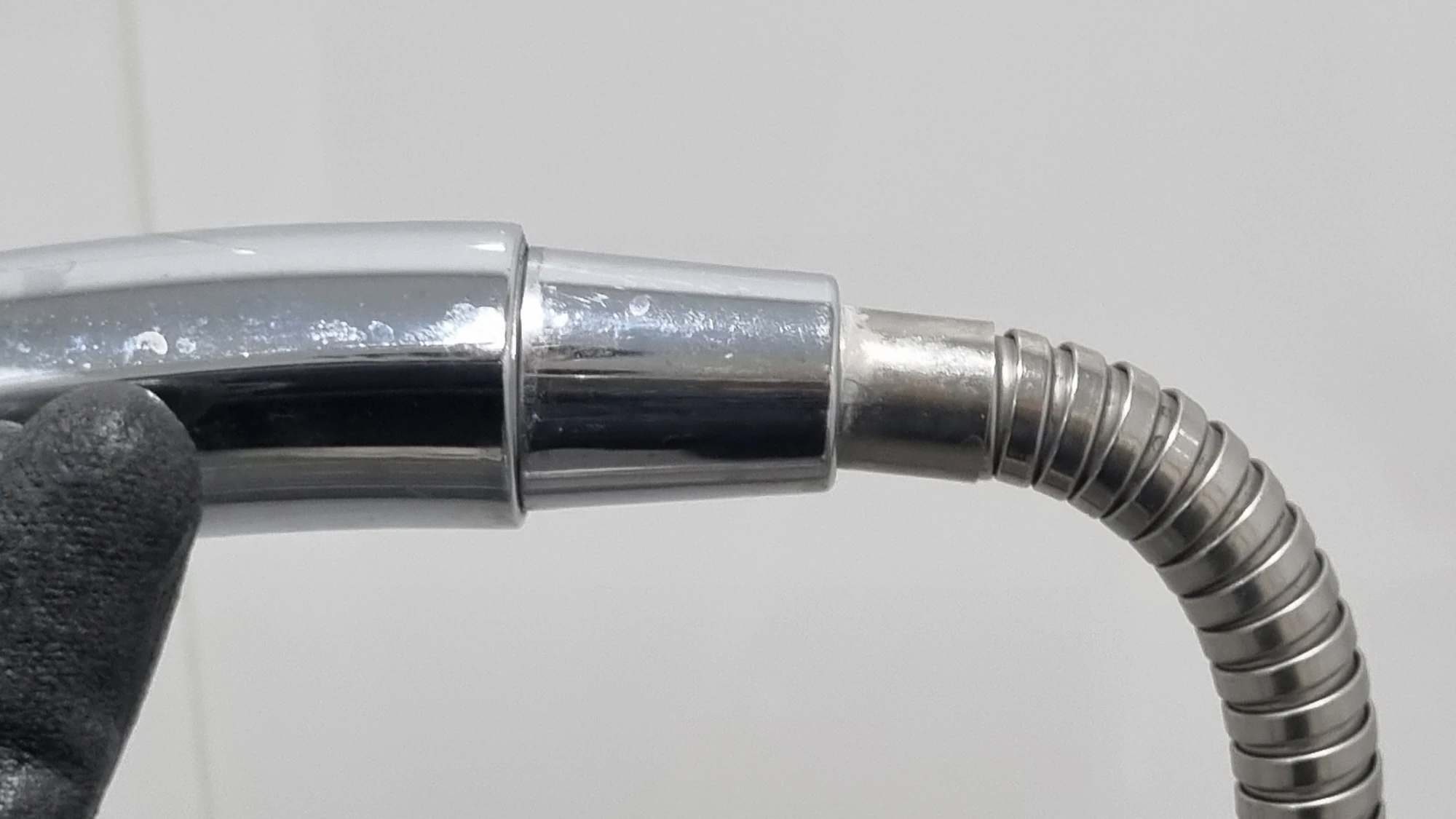 샤워기 호스 샤워헤드 연결 부위