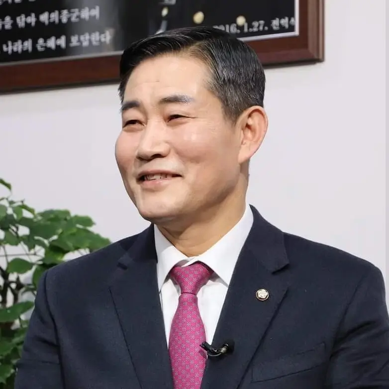 신원식