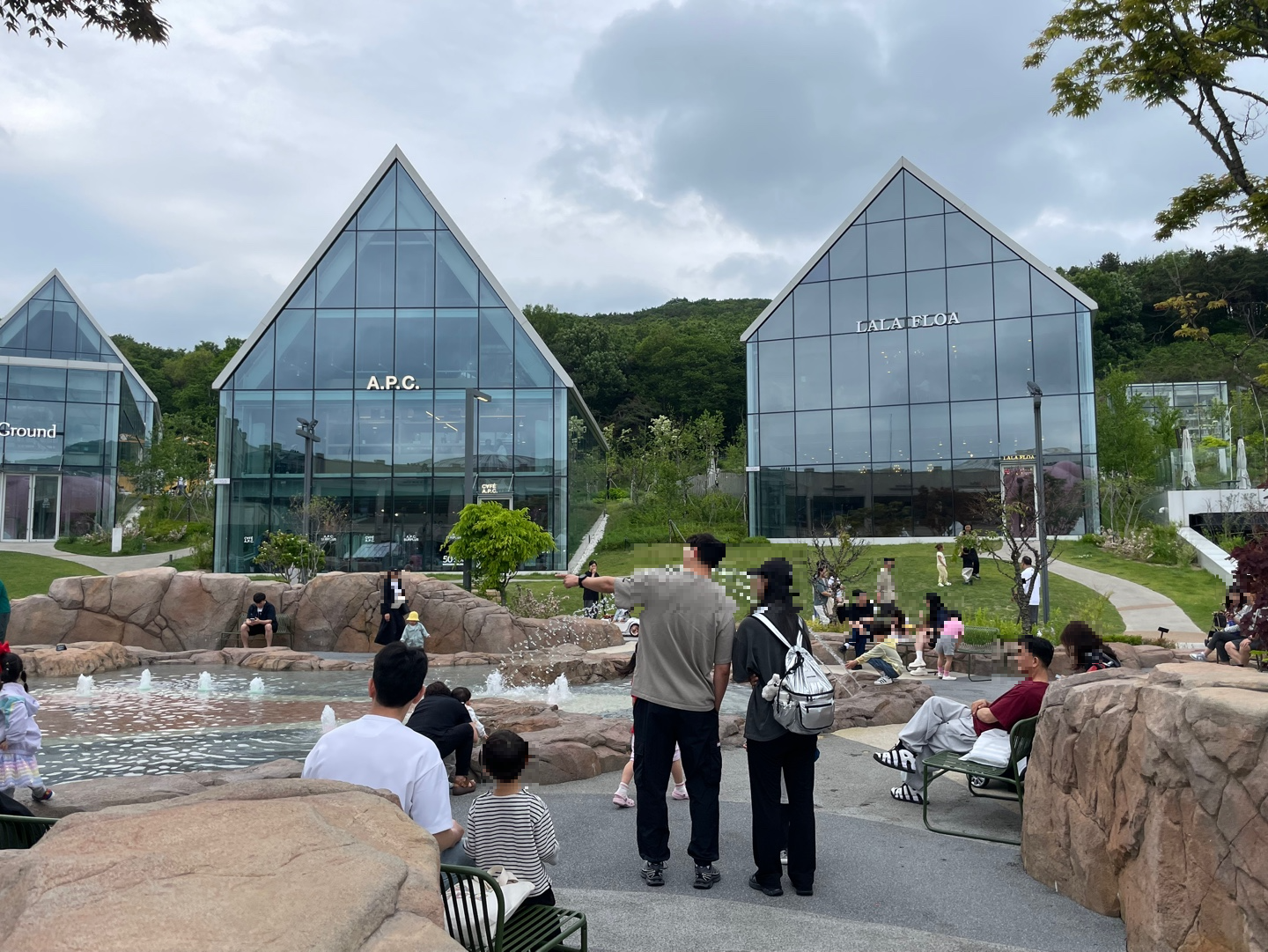 의왕 롯데 프리미엄 아울렛 주차 무료 잔디광장 카페 웁스어데이지