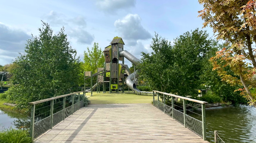 테라 보타니카 섬중앙 놀이터