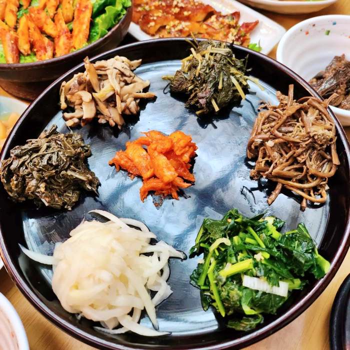 도봉구 쌍문동 식당 산채정식 봄 내음 가득 산나물 정식 맛있으면 0칼로리 맛집 추천