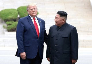 트럼프 안보회의 이란 공격 보류 발표