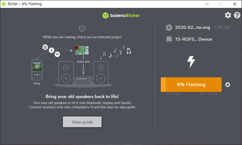 BalenaEtcher에서 Raspbian 설치 진행 화면