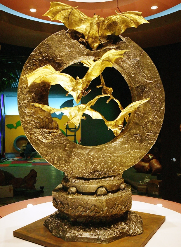 황금박쥐 전시