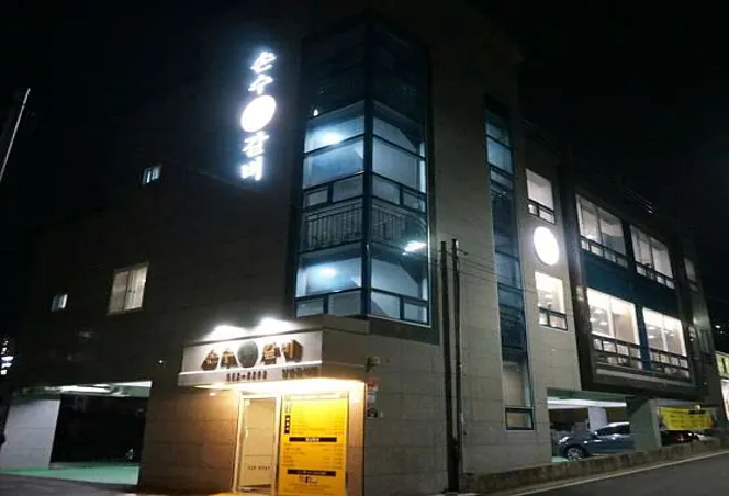 공명칼국수
