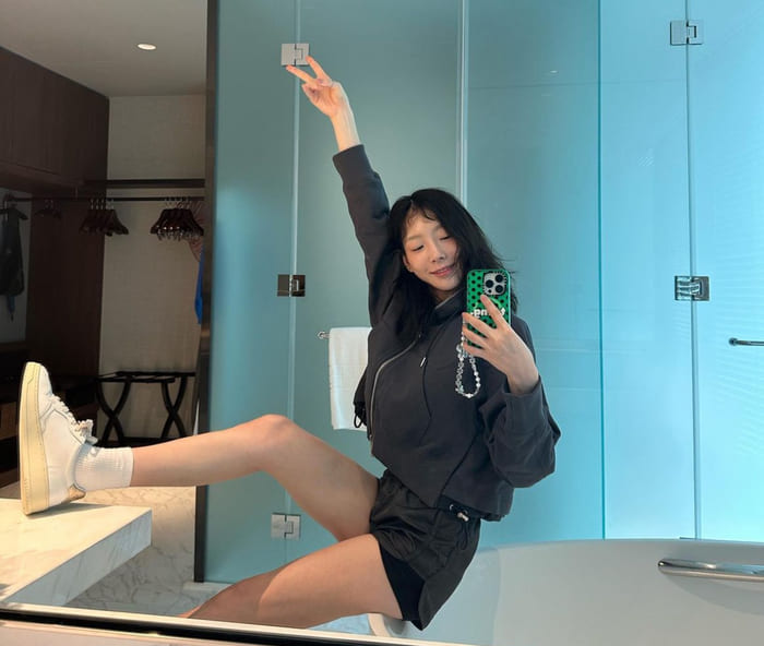 태연 사복