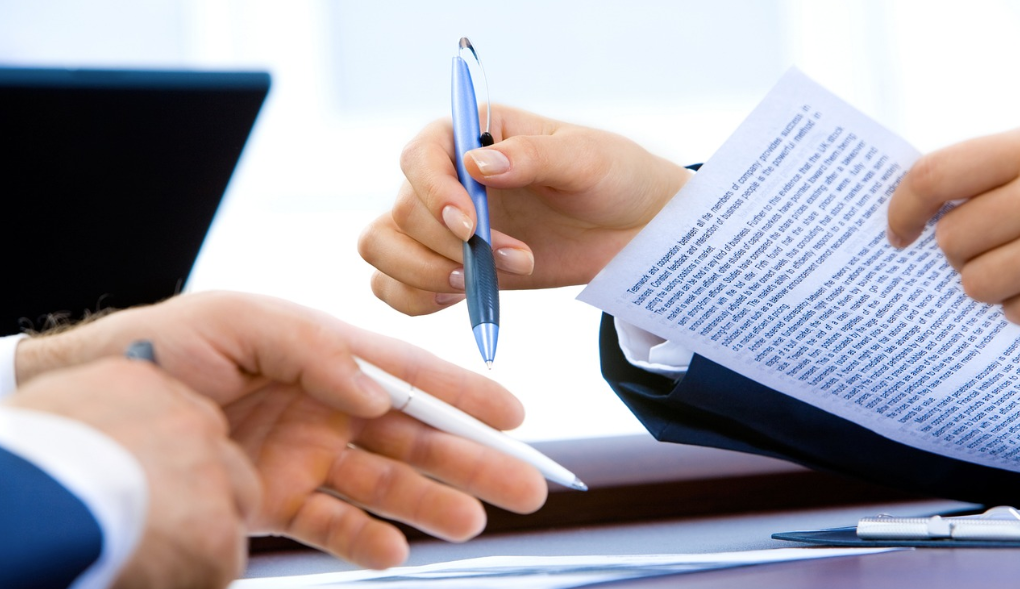 계약갱신청구권과 중도해지에 대해서..