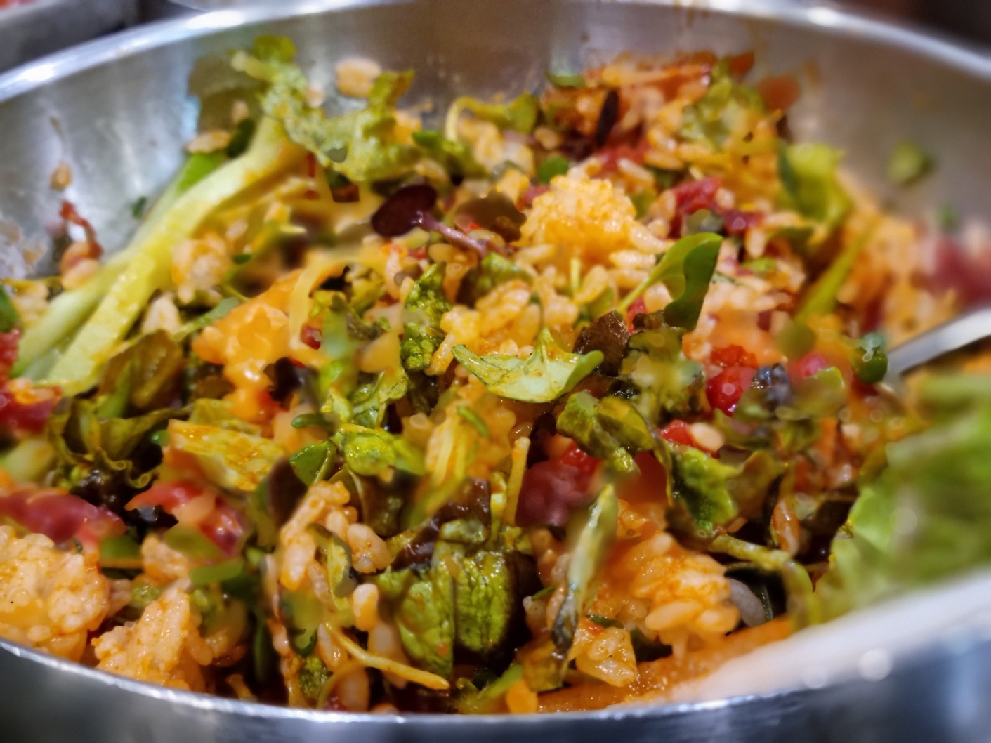 육회비빔밥-다-비빈-모습