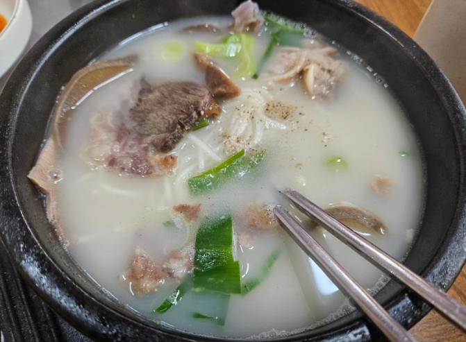 6시내고향 소머리곰탕 갈비탕 우족탕 소머리수육 경북 경주시 서울소머리곰탕