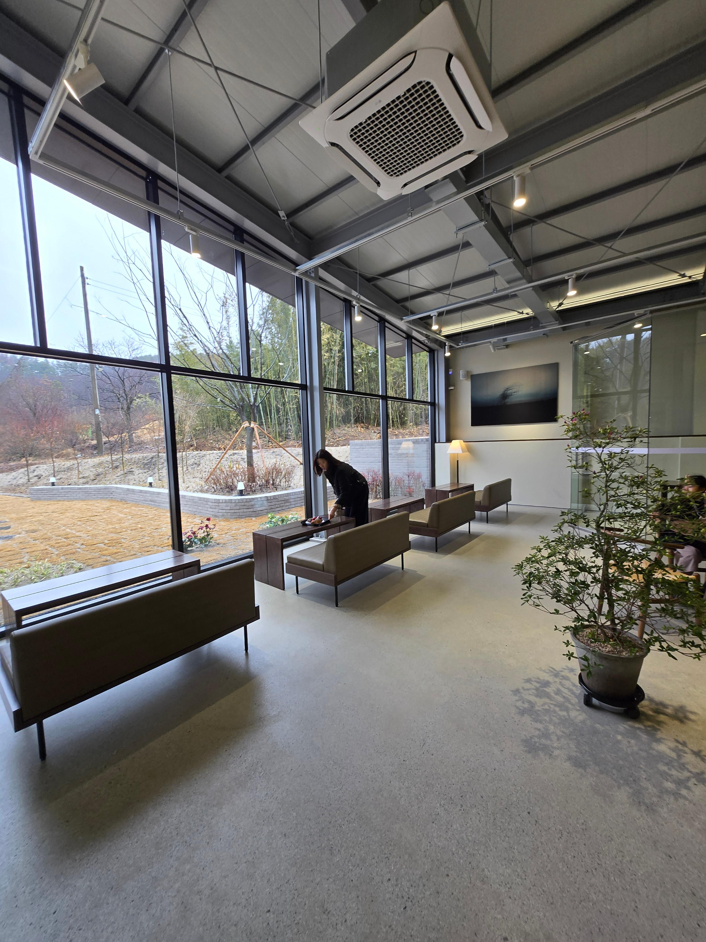 핸즈커피다사점