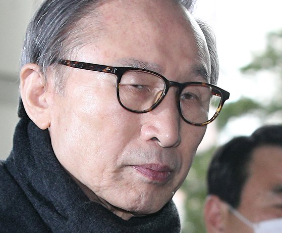 김겅수 전 지사