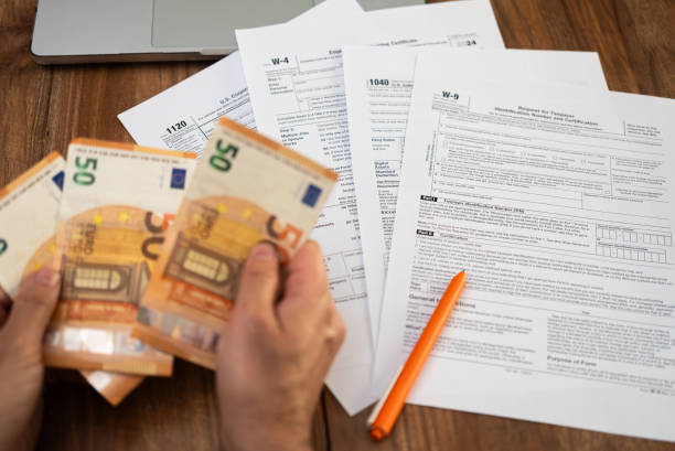 중장년 재취업 바우처 최대 200만 원 받는 법