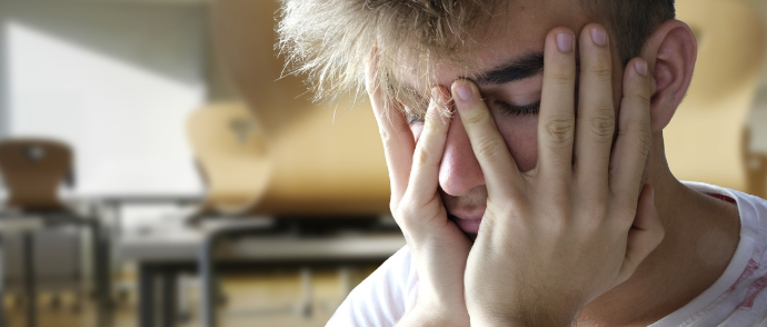 학업 스트레스와 행복도 – 시험 중심 교육 vs 행복 중심 교육