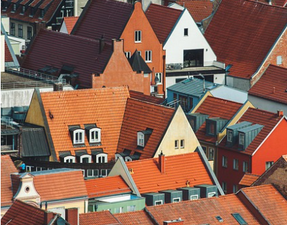 기억의 파편이 지붕 위에 앉았다