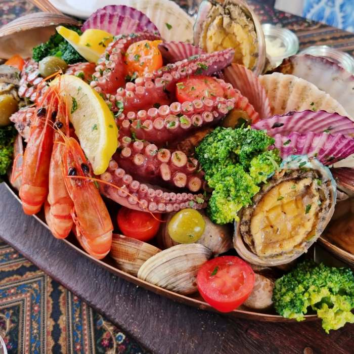 강화 석모도 맛집 추천 생방송투데이 대왕문어 지중해식 해물찜 대파 피자 대왕 문어 오일찜 오늘방송 수요맛전