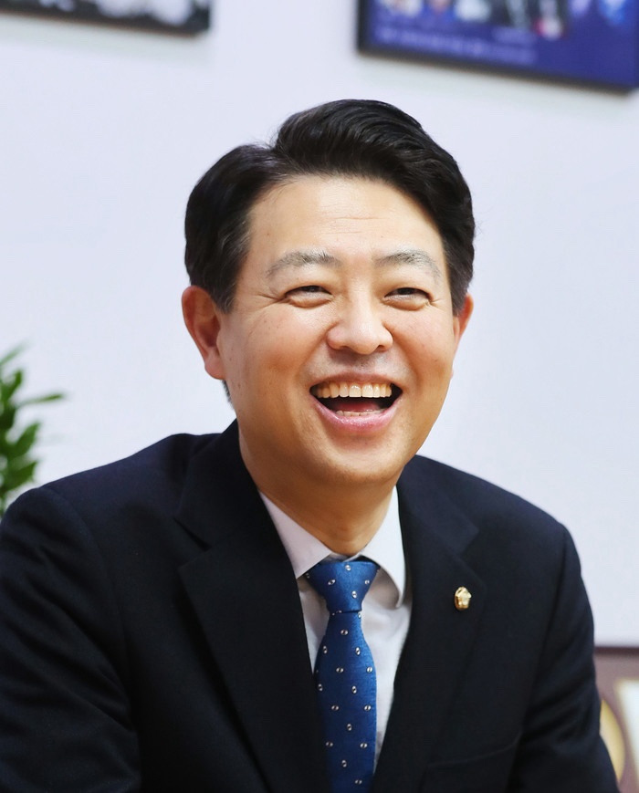 김영호 국회의원 프로필