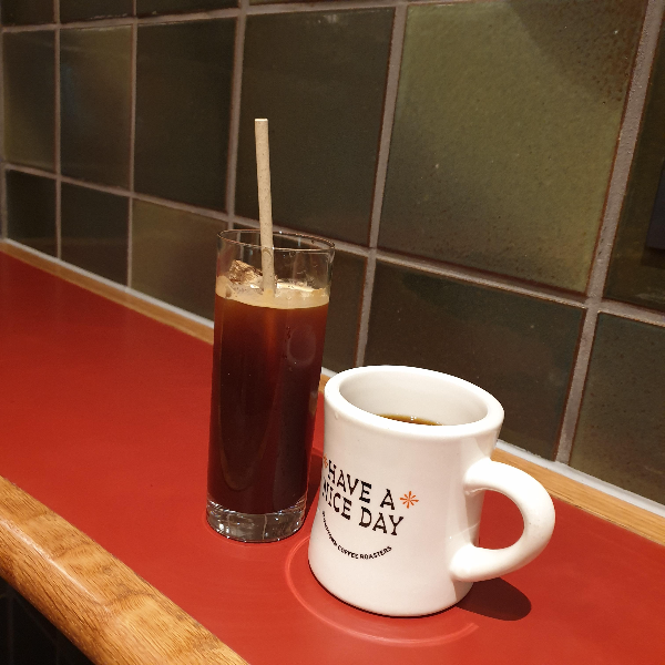 교토 카페 투어 ② 위켄더스 커피&#44; 스마트 커피&#44; 스텀프타운 커피&#44; 가라후네야 커피 (니시키 시장)_스텀프타운 커피_핸드드립 및 아이스 아메리카노