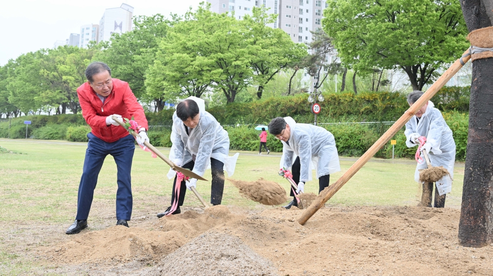 푸른 신천숲 조성 식수
