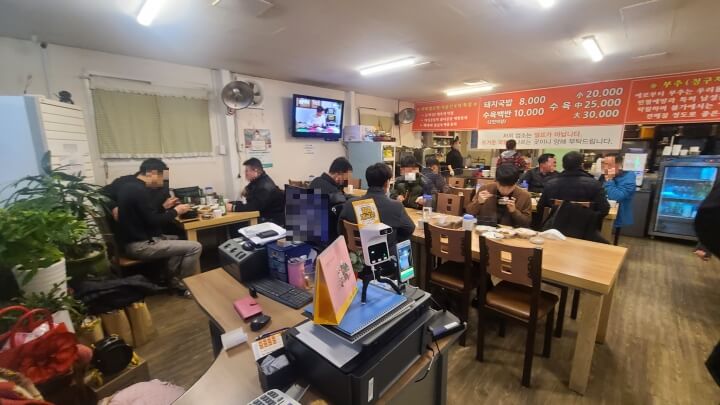 옛날돼지국밥-내부-2