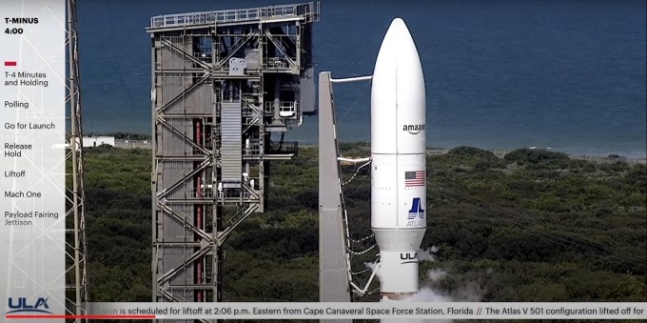 아마존 위성 2기를 실은 아틀란스5 로켓 발사 현장.