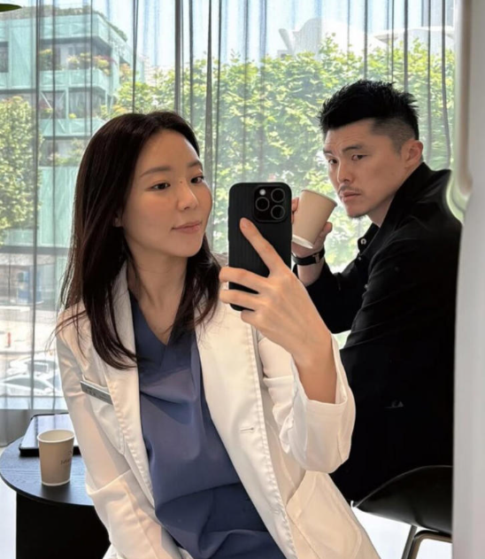 김영광 선수와 아내 김은지 피부과 전문의