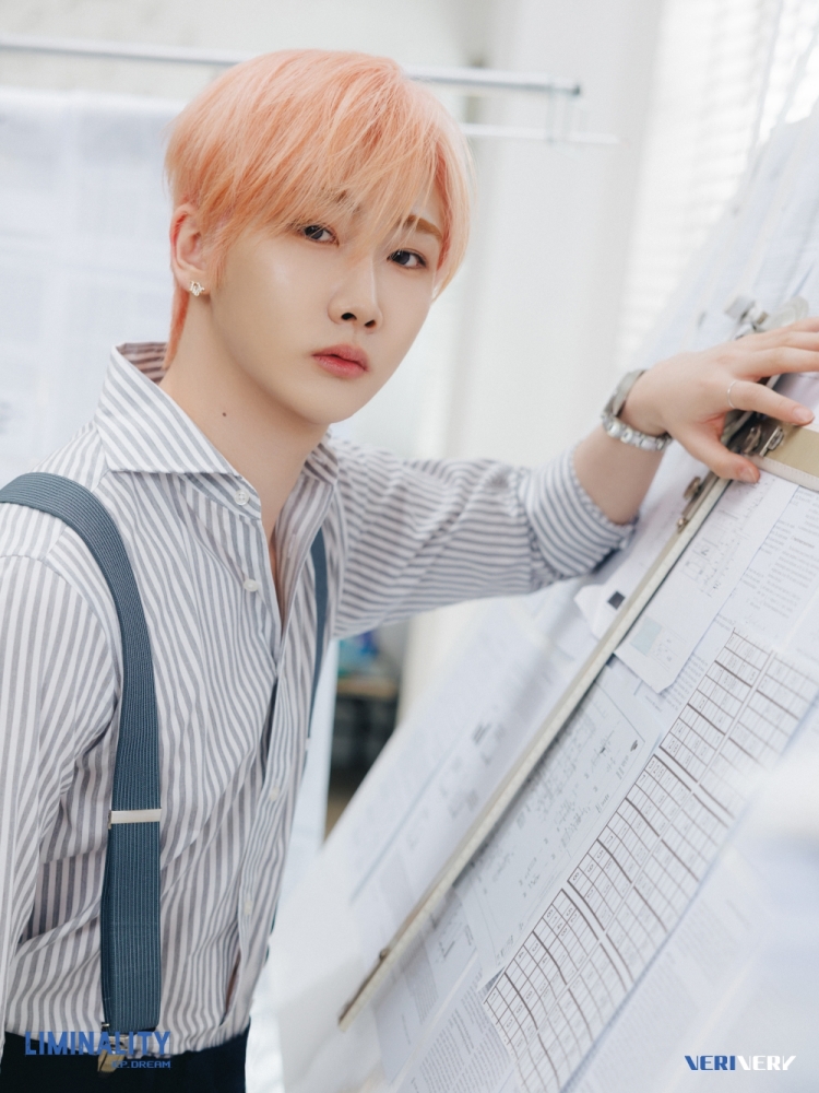 베리베리 동헌 오피셜 포토&#44; 젤리피쉬엔터테인먼트